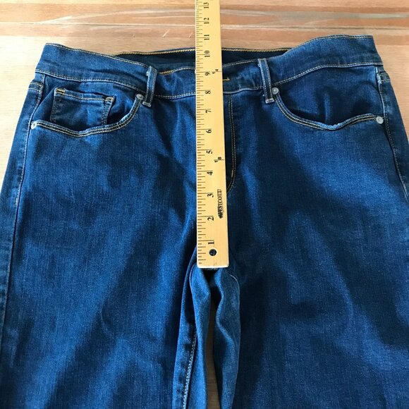 Levi's Classic Jeans Women 31 Blue Mid Rise Straight Leg Stretch Outdoor 18228 - Picture 9 of 13